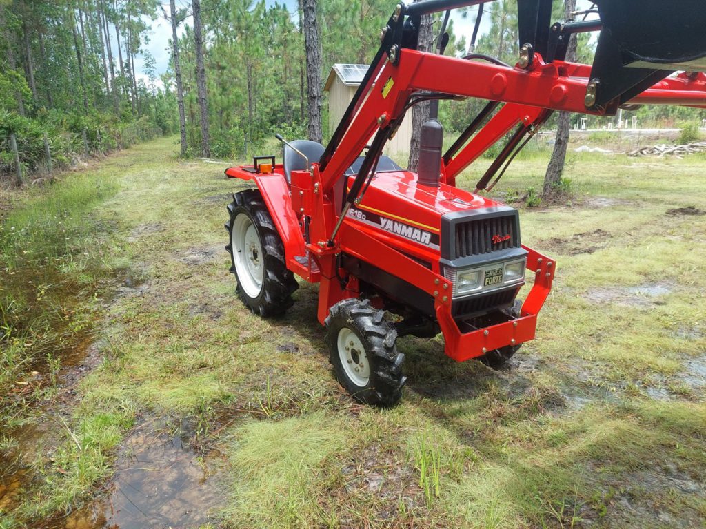 F18D 4×4 23Hp, ROP ready, 5ft bucket 788 hours – ToughTractors.com