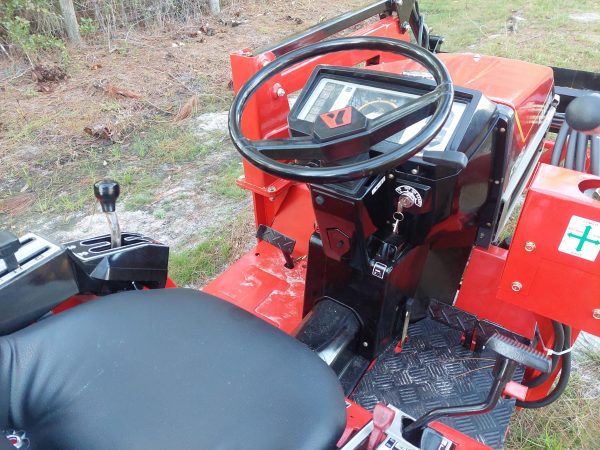 F165D 4x4 19hp w/loader (SOLD) - Image 6