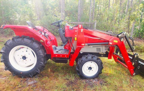 AF22D 27Hp w/loader 768 hrs