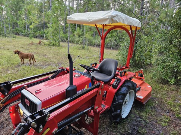 FX17D red tractor