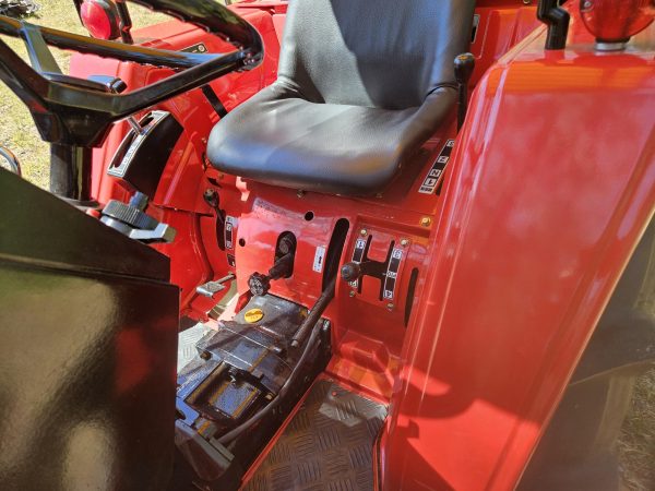 FX22D 4x4 Completely Refurbished. - Image 3